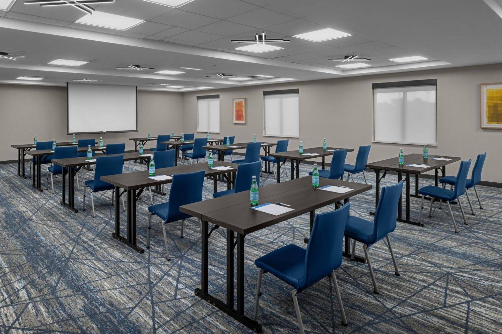 Holiday Inn Express & Suites Midland Loop 250 By Ihg Extérieur photo