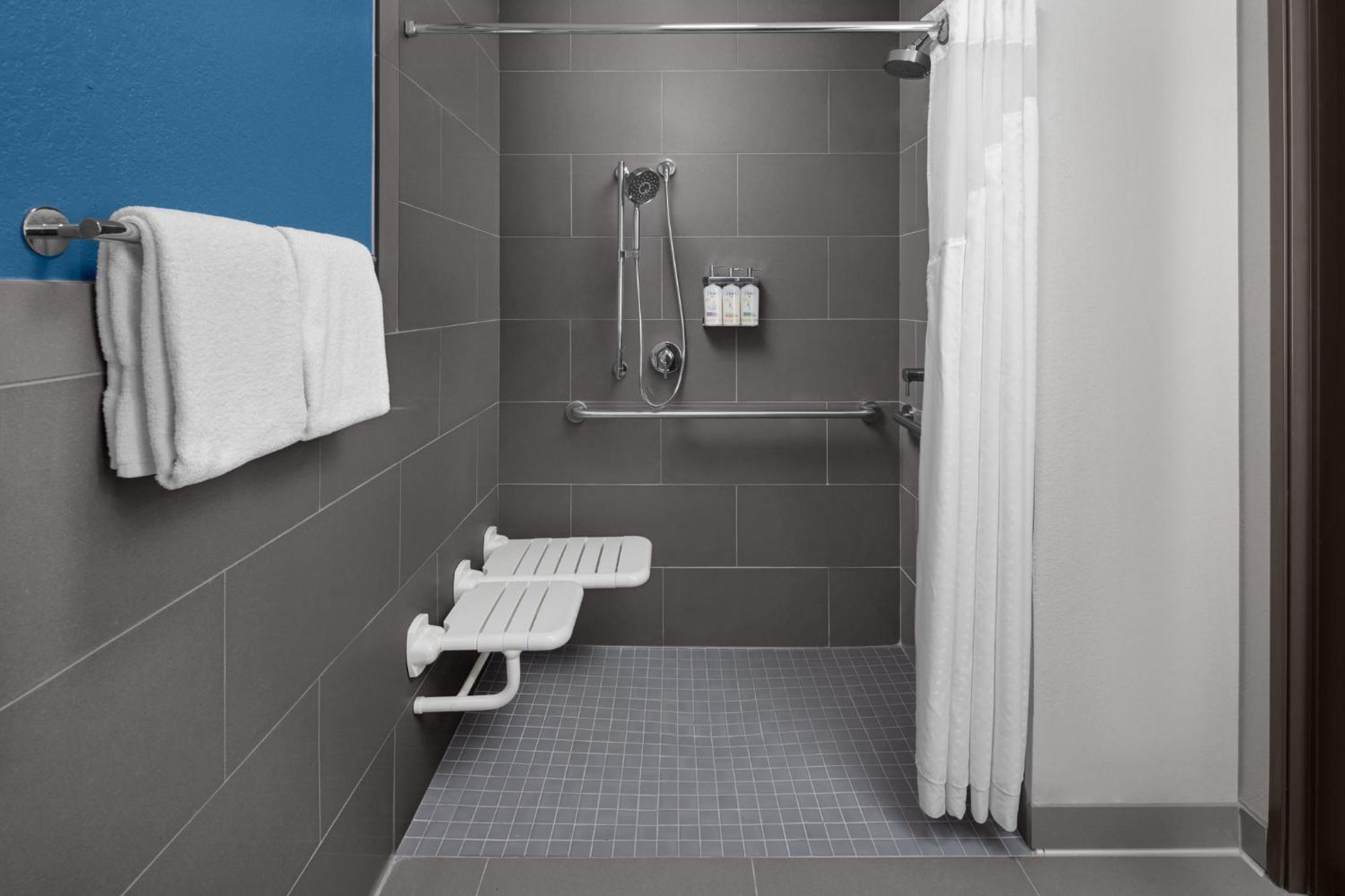 Holiday Inn Express & Suites Midland Loop 250 By Ihg Extérieur photo