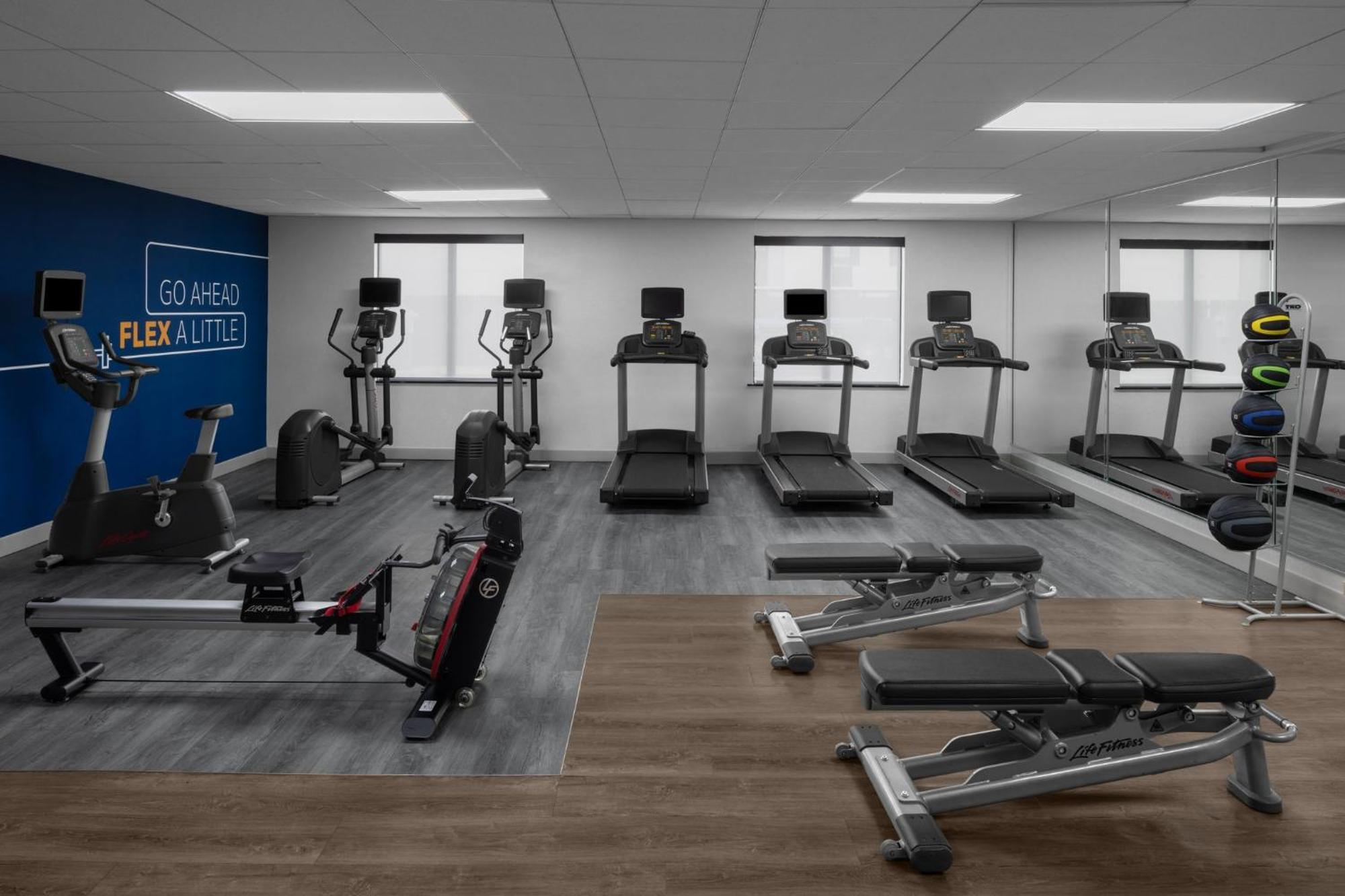 Holiday Inn Express & Suites Midland Loop 250 By Ihg Extérieur photo